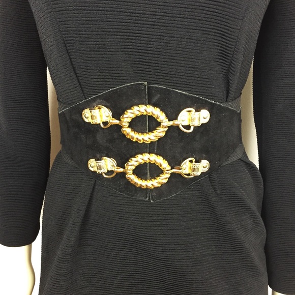 Vintage Accessories - Vintage waist belt black gold hardware elastic